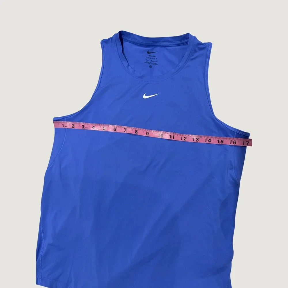 Nike One Dri-FIT Tank Top Sleeveless Women Size Medium  Blue Performance Shirt